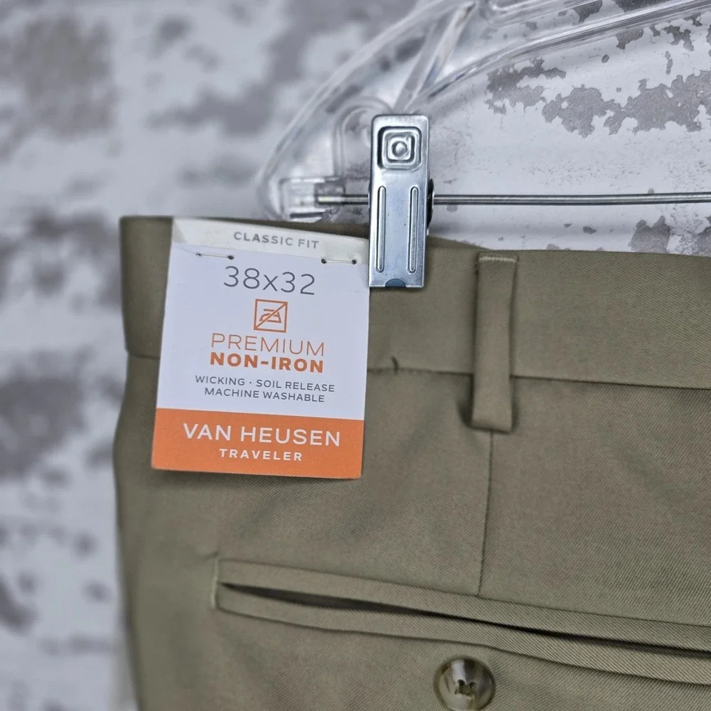 NEW Van Heusen Dress Pants Men 38x32 Beige Premium Traveler Non-Iron Classic Fit